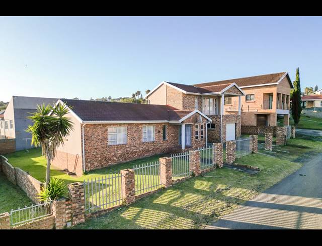 4 BEDROOM HOUSE FOR SALE IN SUNNYRIDGE
